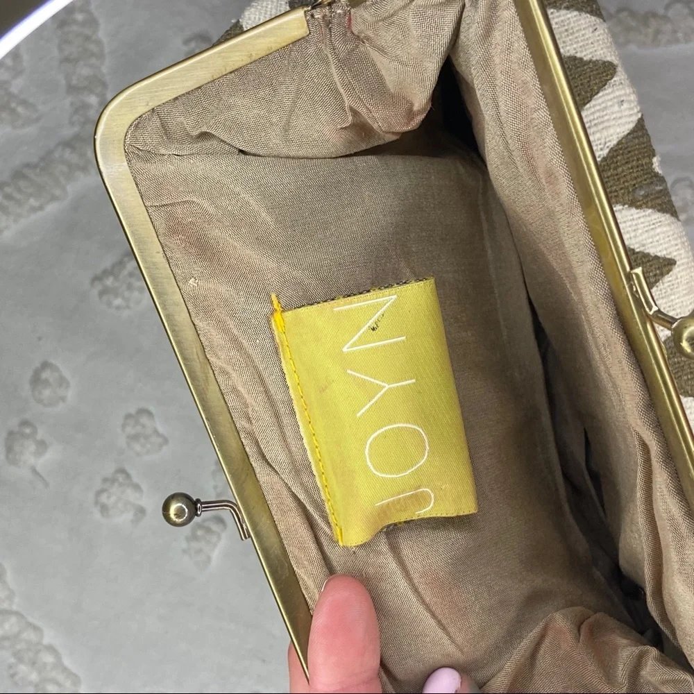 JOYN | handmade | INDIA | snap clutch